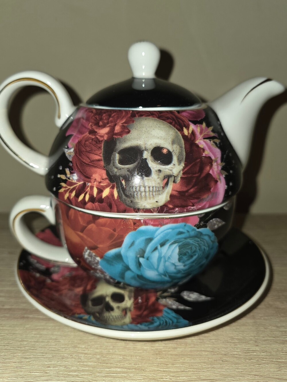Grace Teaware Tea for 1 Black Rose Skull Stacking Teapot with Cup & Saucer NEW